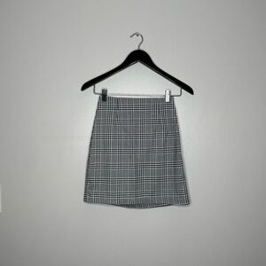 Dynamite Black and White Checkered Mini Skirt
